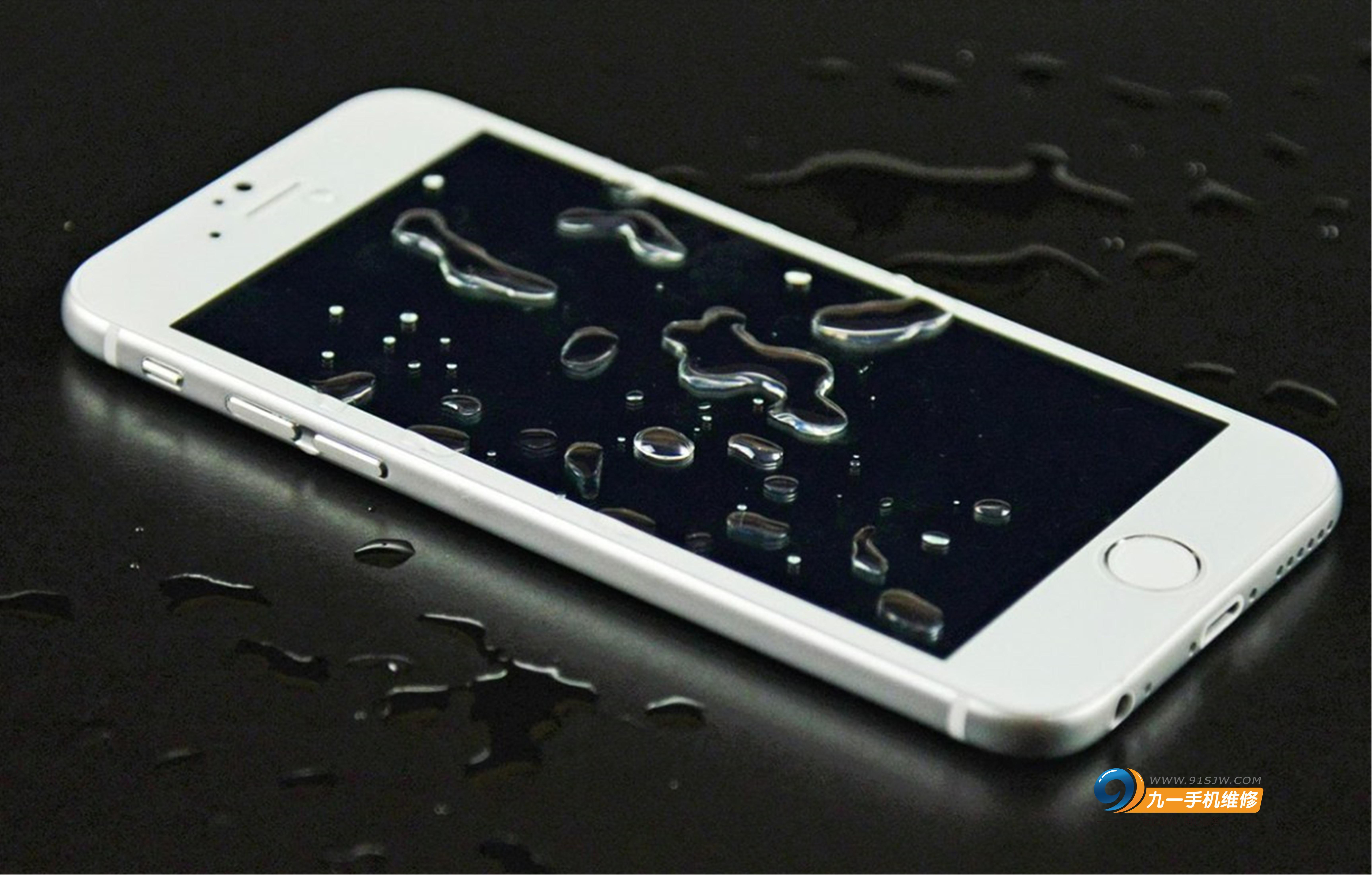 苹果手机进水能修好吗（手机进水了如何处理方法介绍）